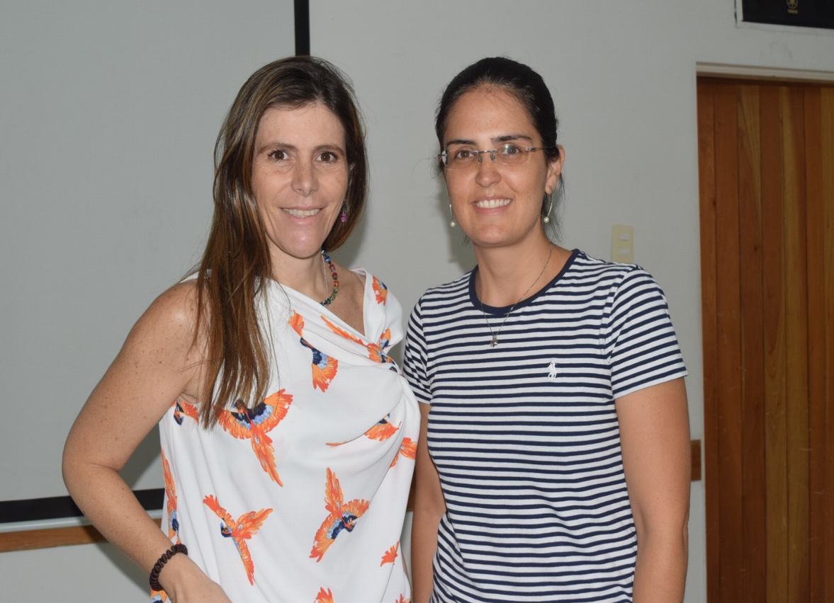 María Carolina Hoyos y Karen Ausderau
